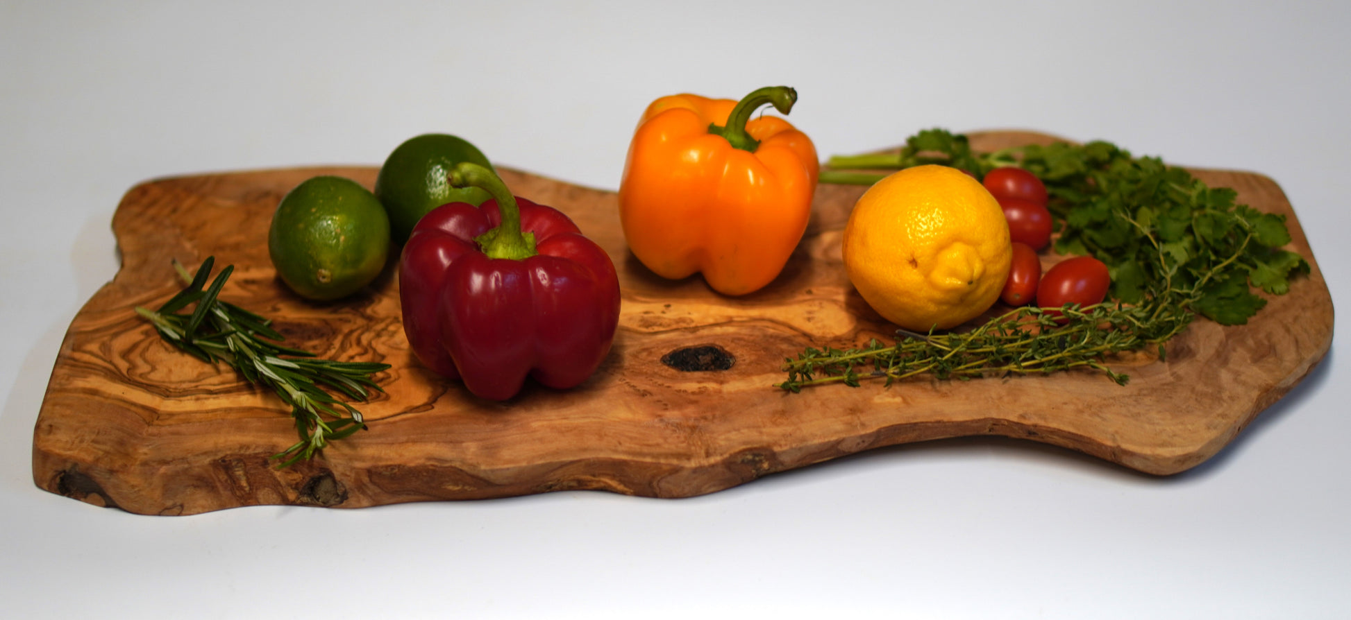 Rustic Oak Wood Cutting/Charcuterie Board